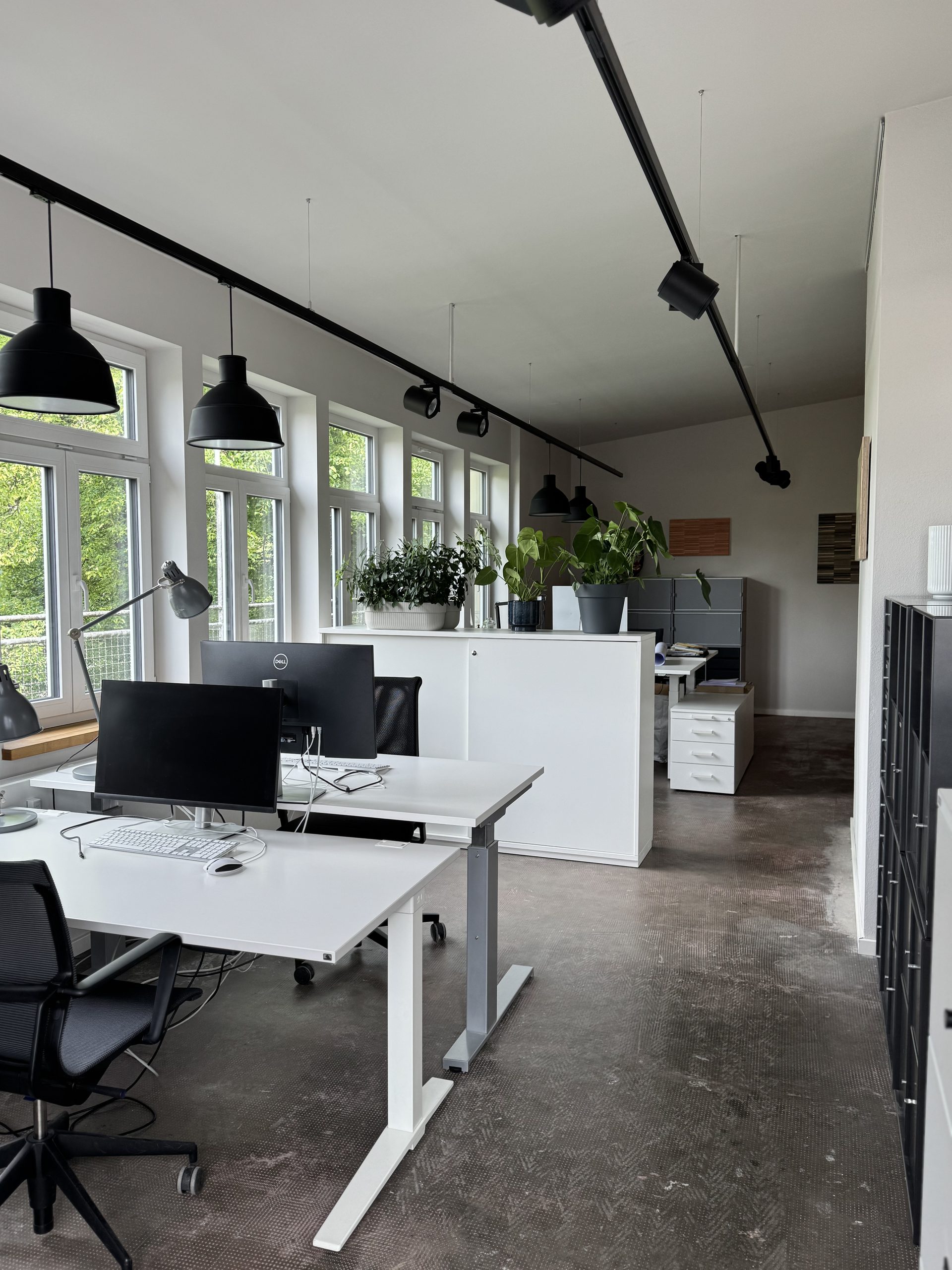 Open Space Büro Ravensburg: Vorteile, Nachteile & Lösung